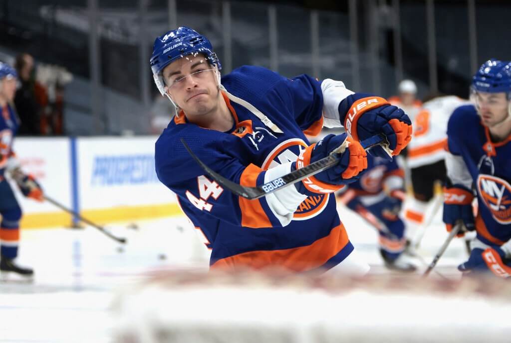 Jean-Gabriel Pageau Skates in Warm-ups Flyers at Islanders