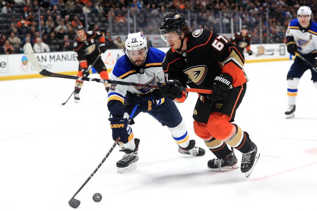 The Anaheim Ducks Managed To Screw Up Their Throwback Jersey - Barstool  Sports
