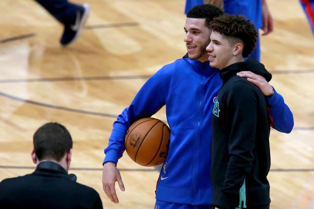 Lonzo Ball and LaMelo Ball meet prior to New Orleans Pelicans at Charlotte Hornets Predictions