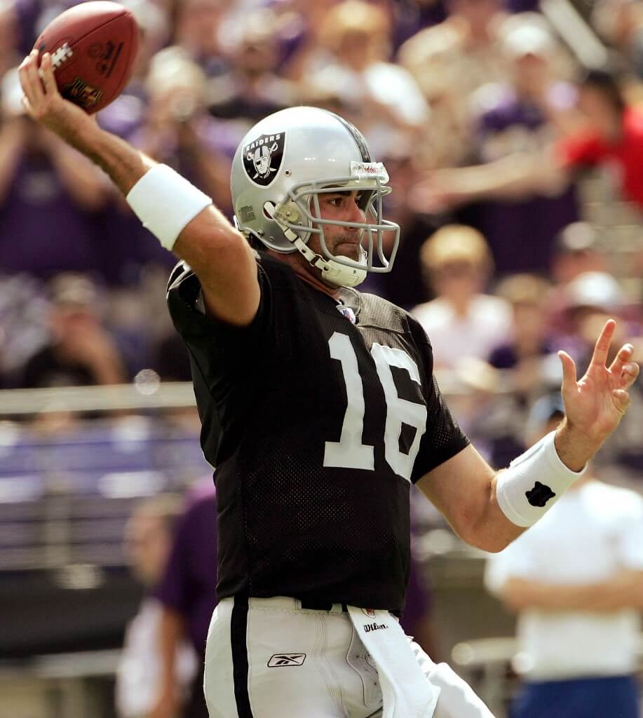 Oakland Raiders quarterback Andrew Walter #16