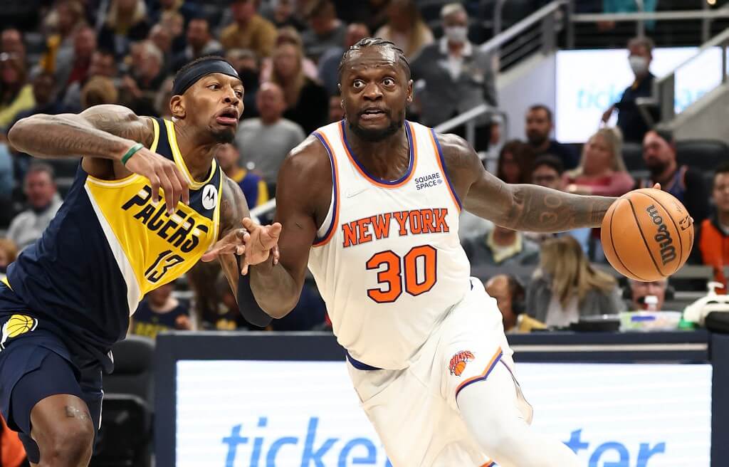 Julius Randle of the New York Knicks against the Indiana Pacers