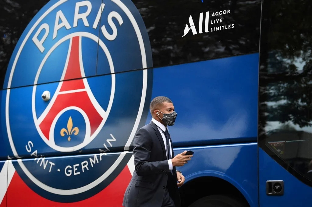 Mbappe has stopped negotiations with PSG to extend his contract