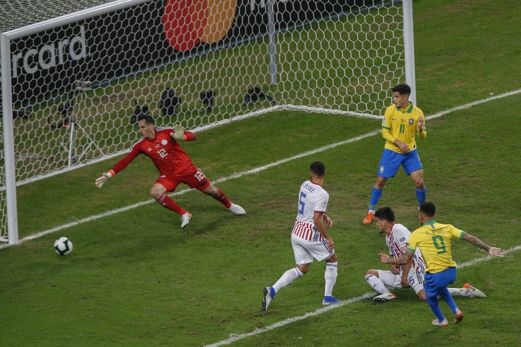 Roberto Fernandez dives Brazil vs Paraguay Picks