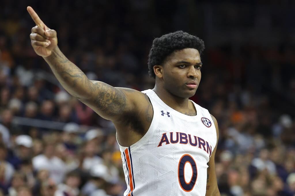 SEC Heavyweights Auburn, Kentucky Ready To Rumble