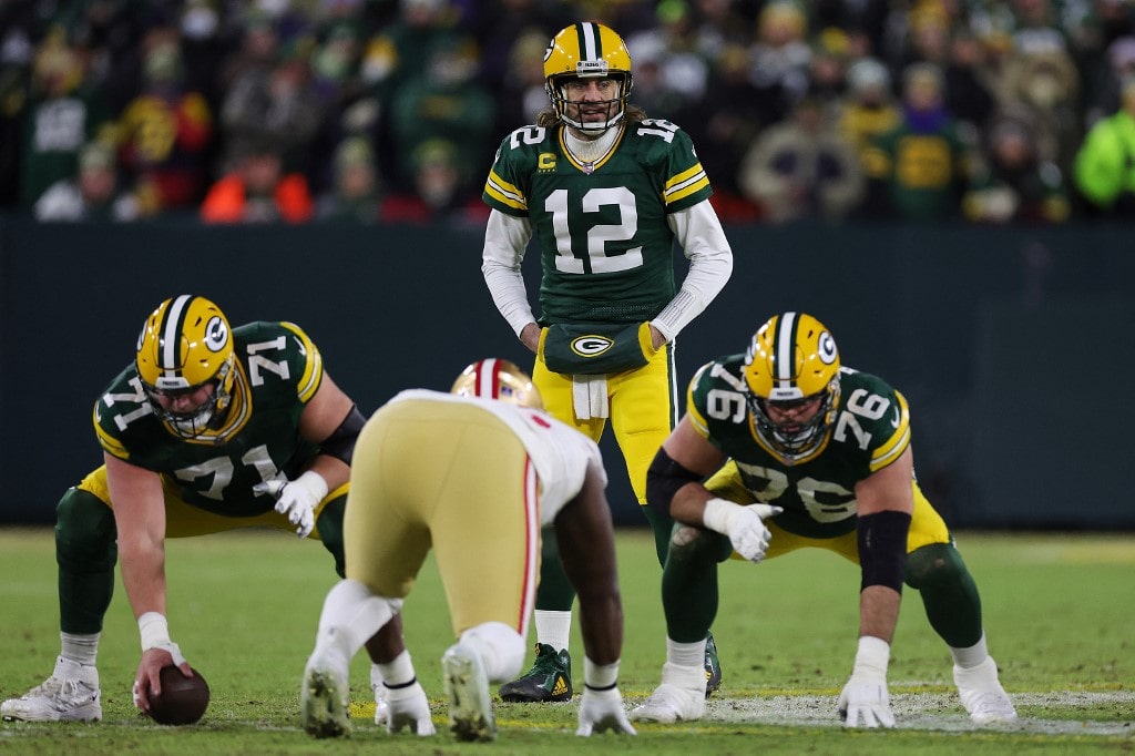 Aaron Rodgers will stay or go: Odds, Picks & Predictions 2022