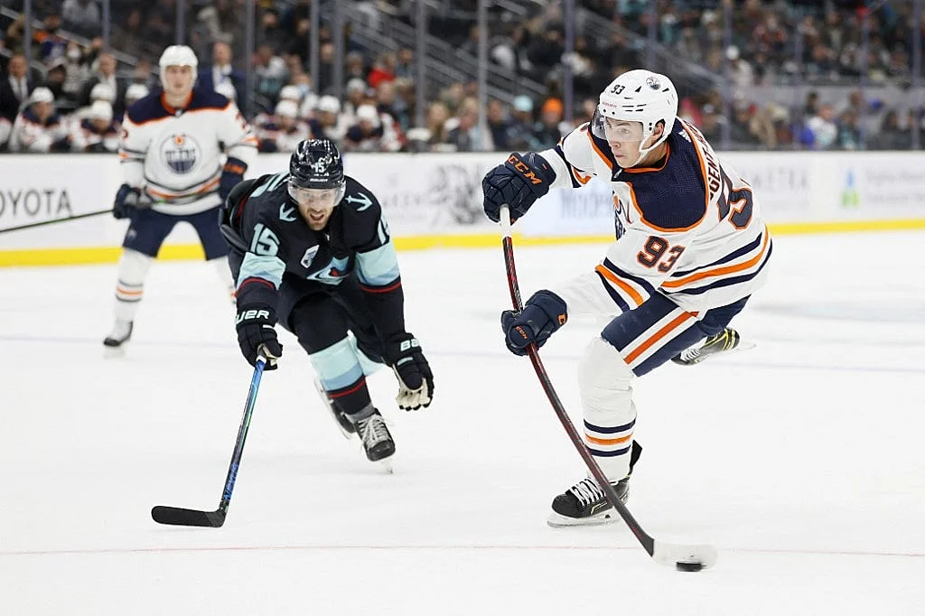 Oilers vs Maple Leafs Game Preview, Live Stream, Odds, Picks & Predictions