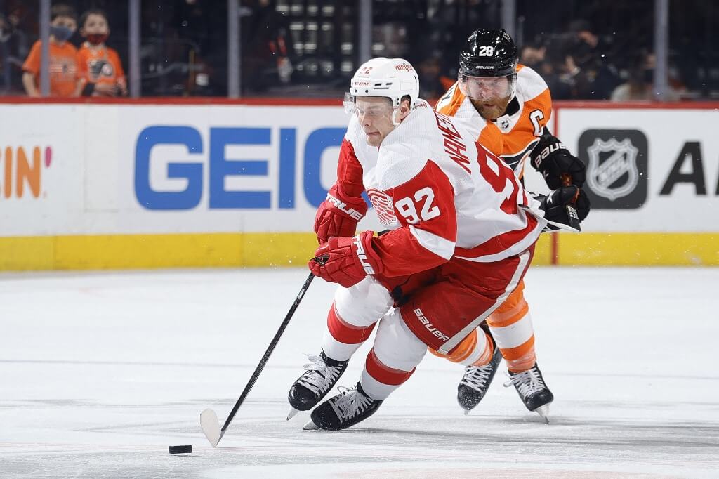 Vladislav Namestnikov skates NHL Saturday Recap