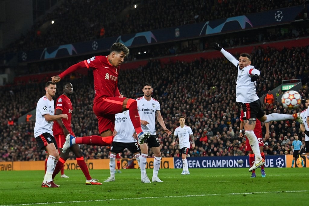 Liverpool vs Man United Predictions, Game Preview, Stream, Odds & Picks