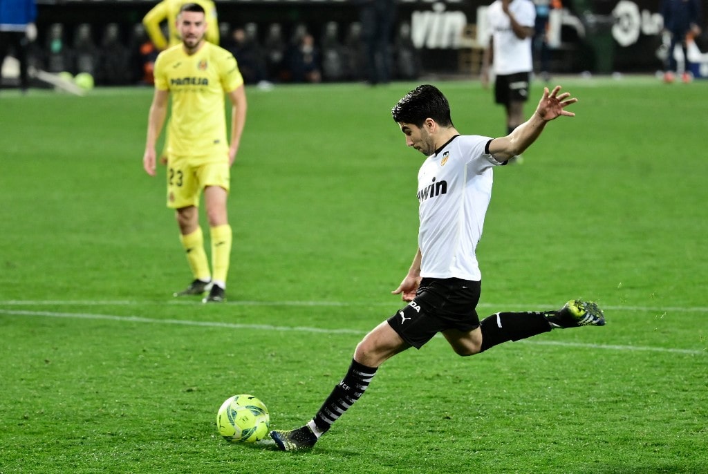 Villarreal vs Valencia Predictions, Game Preview, Live Stream, Odds & Picks