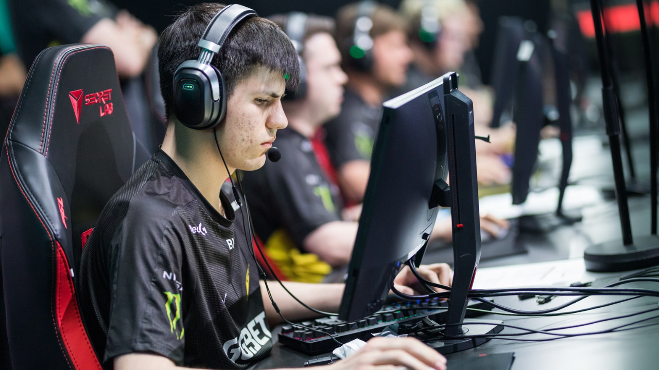 Valerii "b1t" Vakhovskyi is the most recent addition to the NaVi roster and has been performing over the expectations