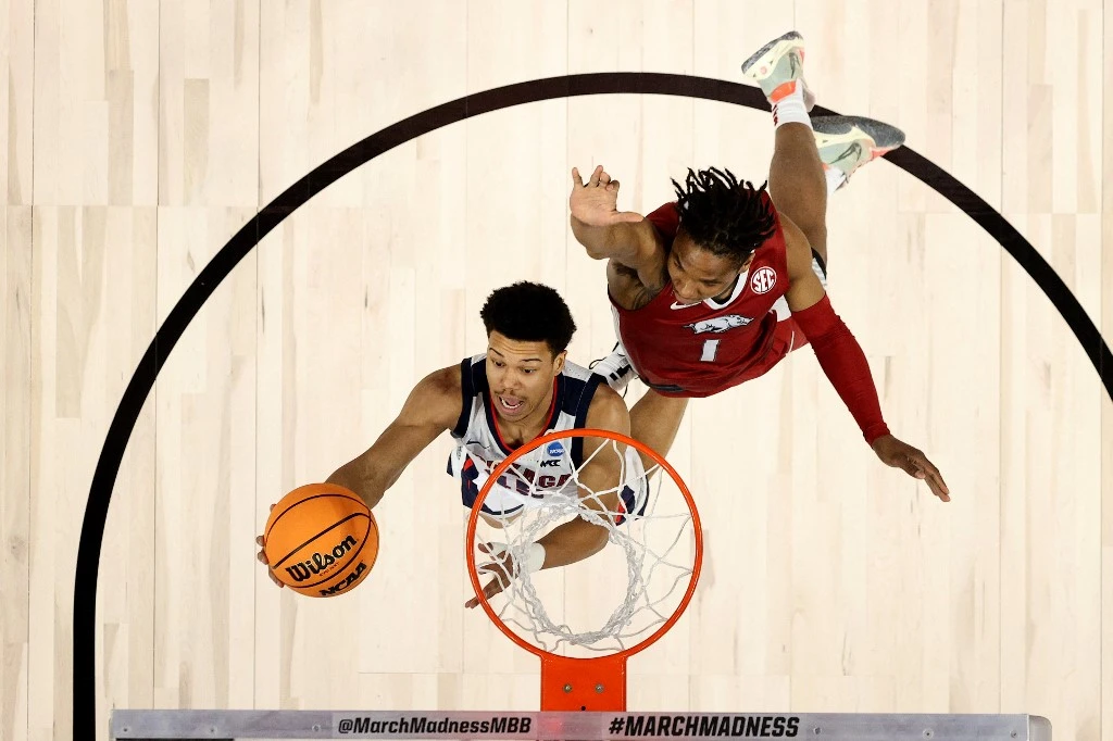 Houston Tipped to Win College Basketball Championship