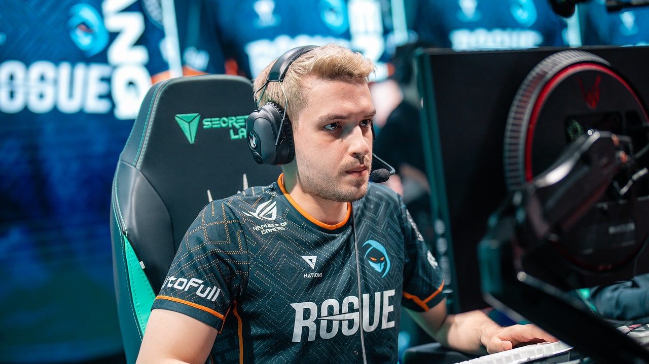 Andrei "Odoamne" Pascu, top laner for Rogue