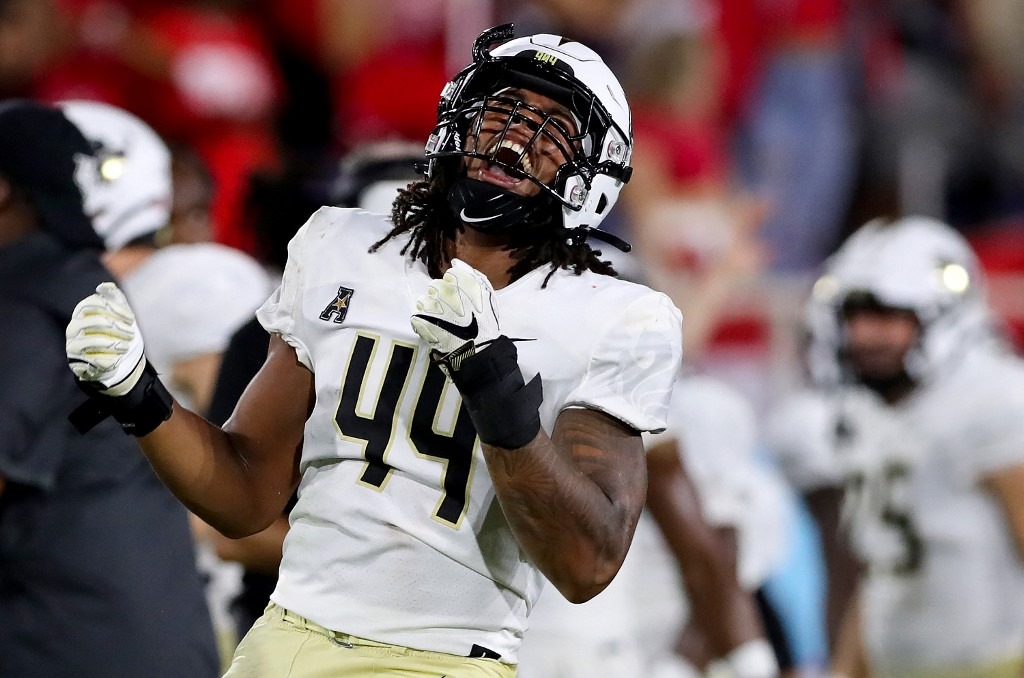 Branden Jennings #44 of the UCF Knights celebrates after a blocked kick during the third quarter