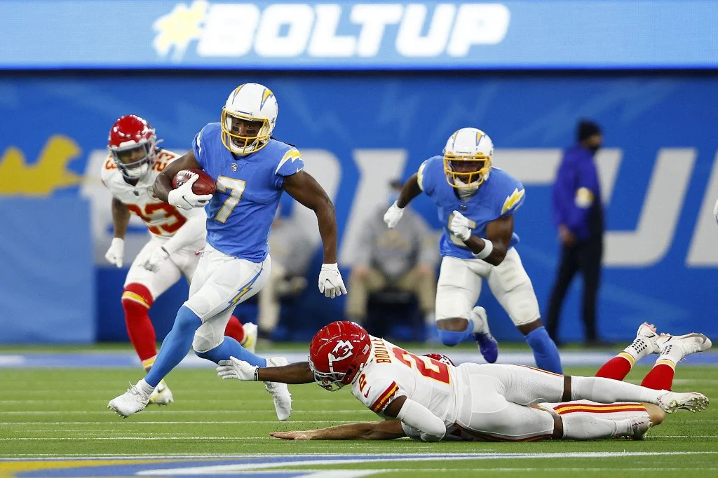 NFL Primetime Parlay – Chargers vs Chiefs