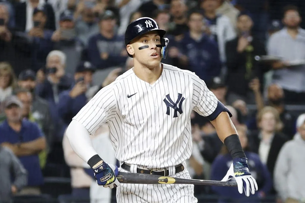 MLB Who’s Hot and Who’s Not: Judge Closing in on Magical Home Run No. 61 for Playoff-Bound Yankees