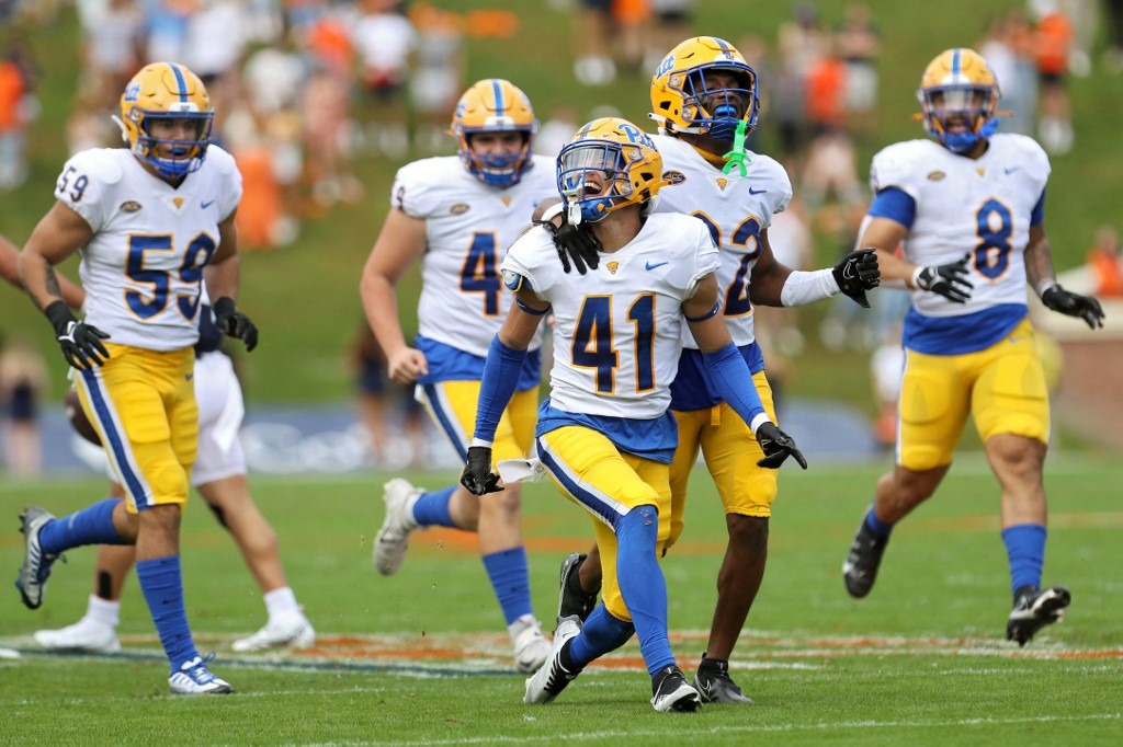 Jehvonn Lewis #41 of the Pittsburgh Panthers celebrates a special teams tackle