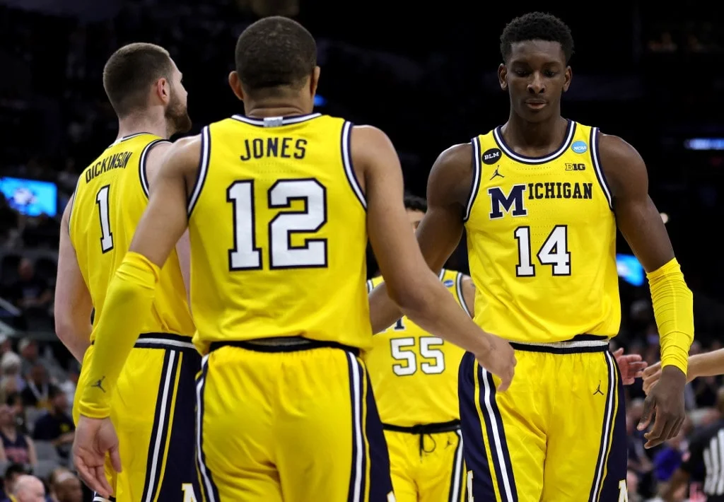 Michigan vs Pittsburgh Prediction, Stream, Odds & Picks Nov 16