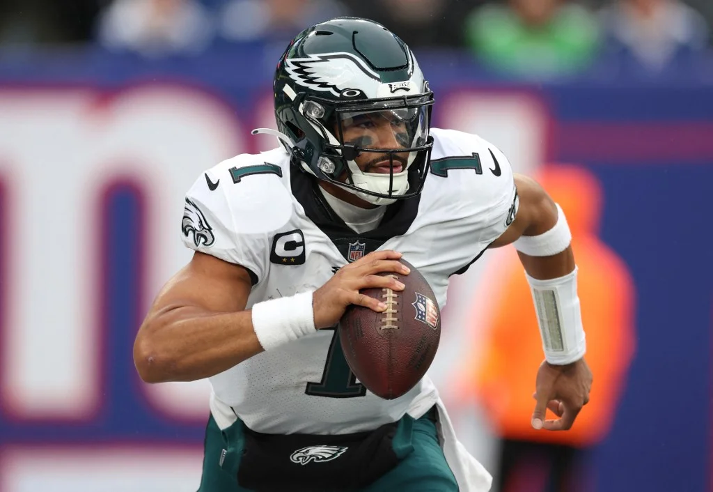 Eagles vs Bears Props: Pass or Run With Hurts and Fields?