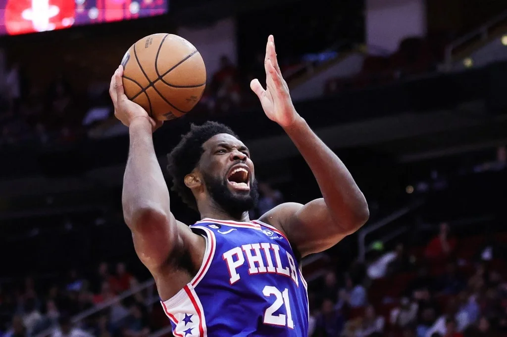 NBA Who’s Hot and Who’s Not: Big Men Embiid, Jokic Top the Charts