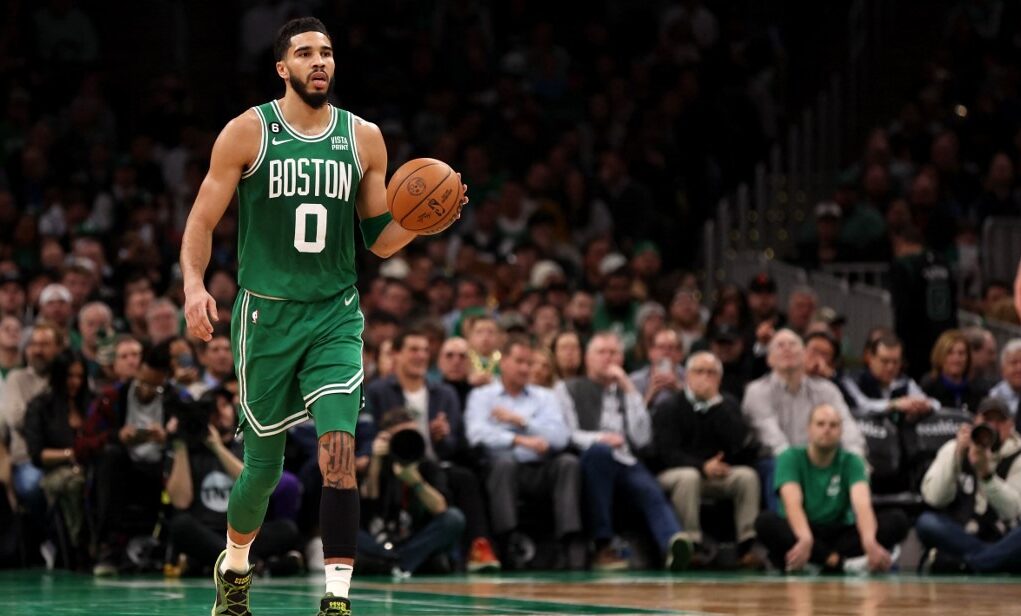 NBA Highs & Lows: Celtics Keep Streaking, Rockets Keep Sliding