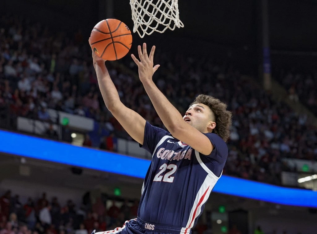 Anton Watson #22 of the Gonzaga Bulldogs