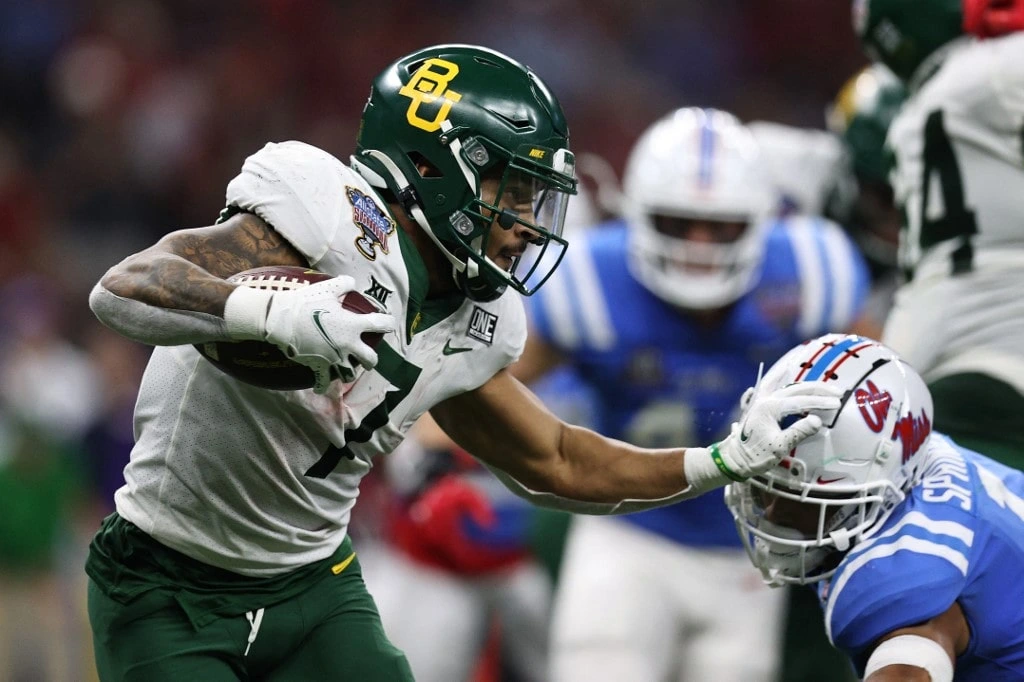 Abram Smith #7 of the Baylor Bears during the second quarter in the Allstate Sugar Bowl at Caesars Superdome on January 01, 2022