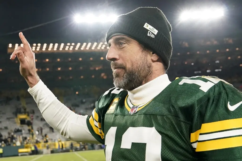Rodgers Said Yes to The Jets! Is It Time To Start Chilling Champagne?