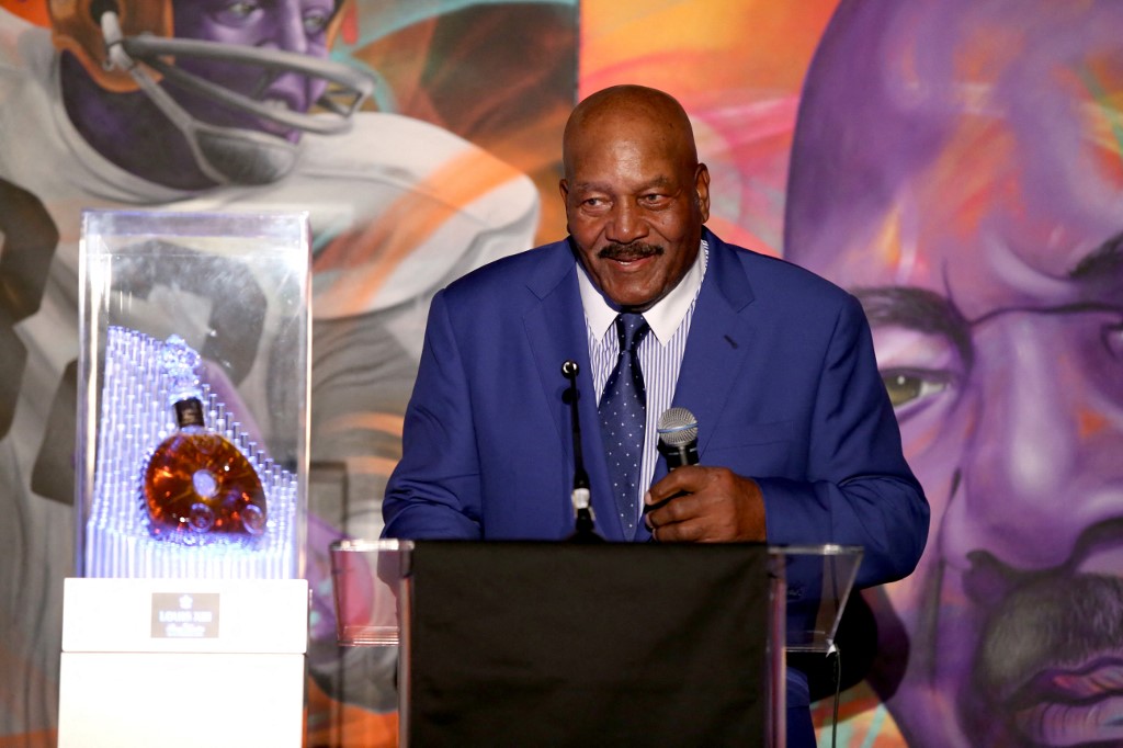 Pro Football Hall of Fame Legend Jim Brown Dies at 87