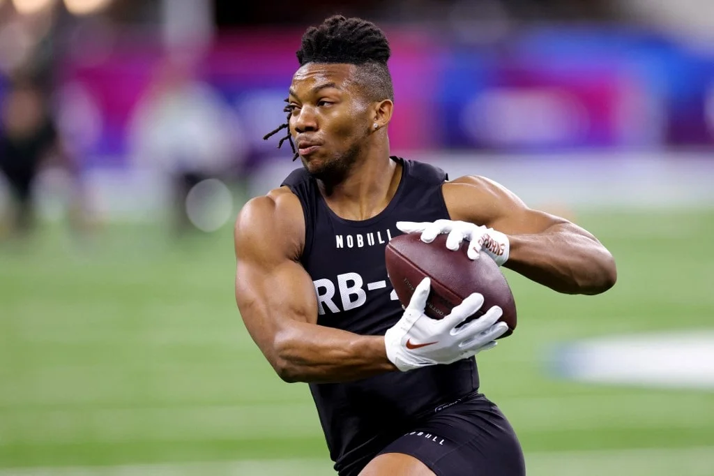 Falcons to Soar with Robinson Running Rampant?