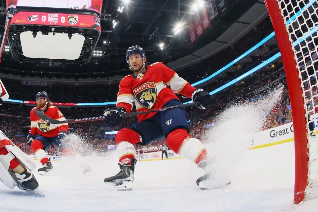 Hurricanes vs Panthers Game 4 Props/Live Betting Tips