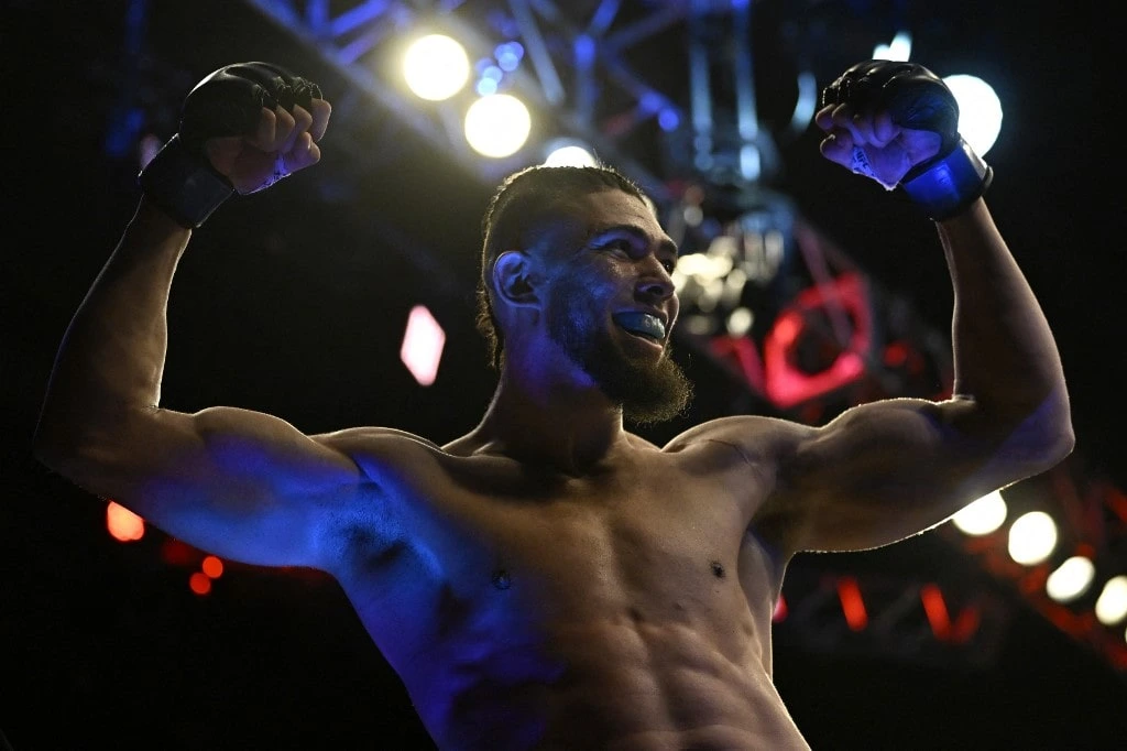 UFC Fight Night Props: Walker Headlines