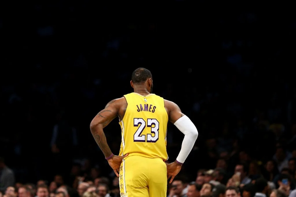 Jeanie Buss Says Lakers Will Retire LeBron James' Jersey After Career
