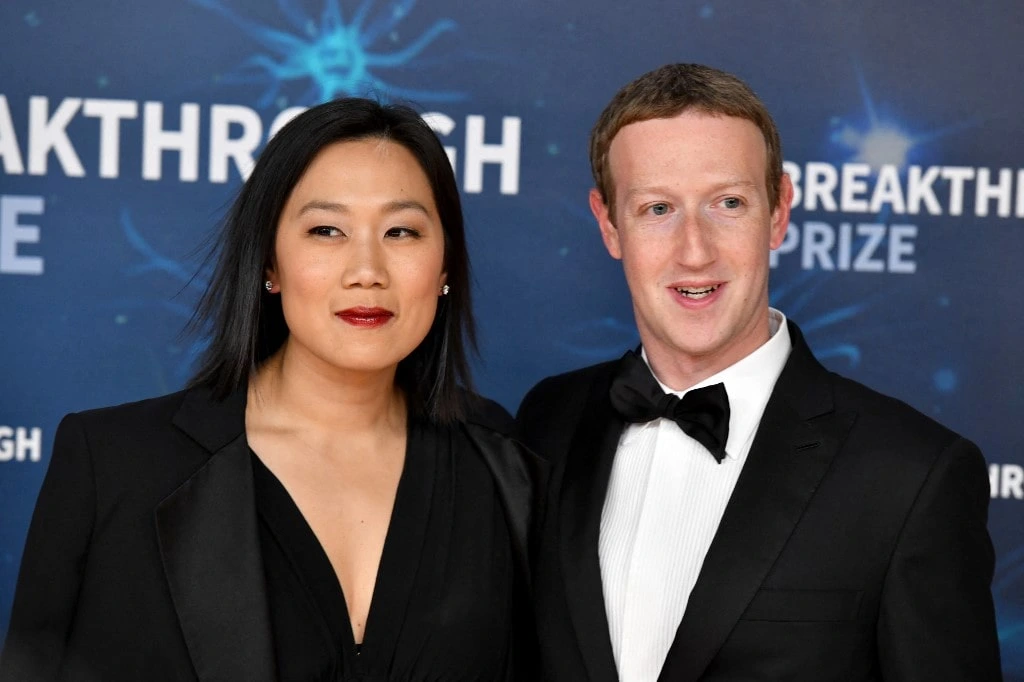 Mark Zuckerberg’s Wife Is Pissed About His Backyard Octagon