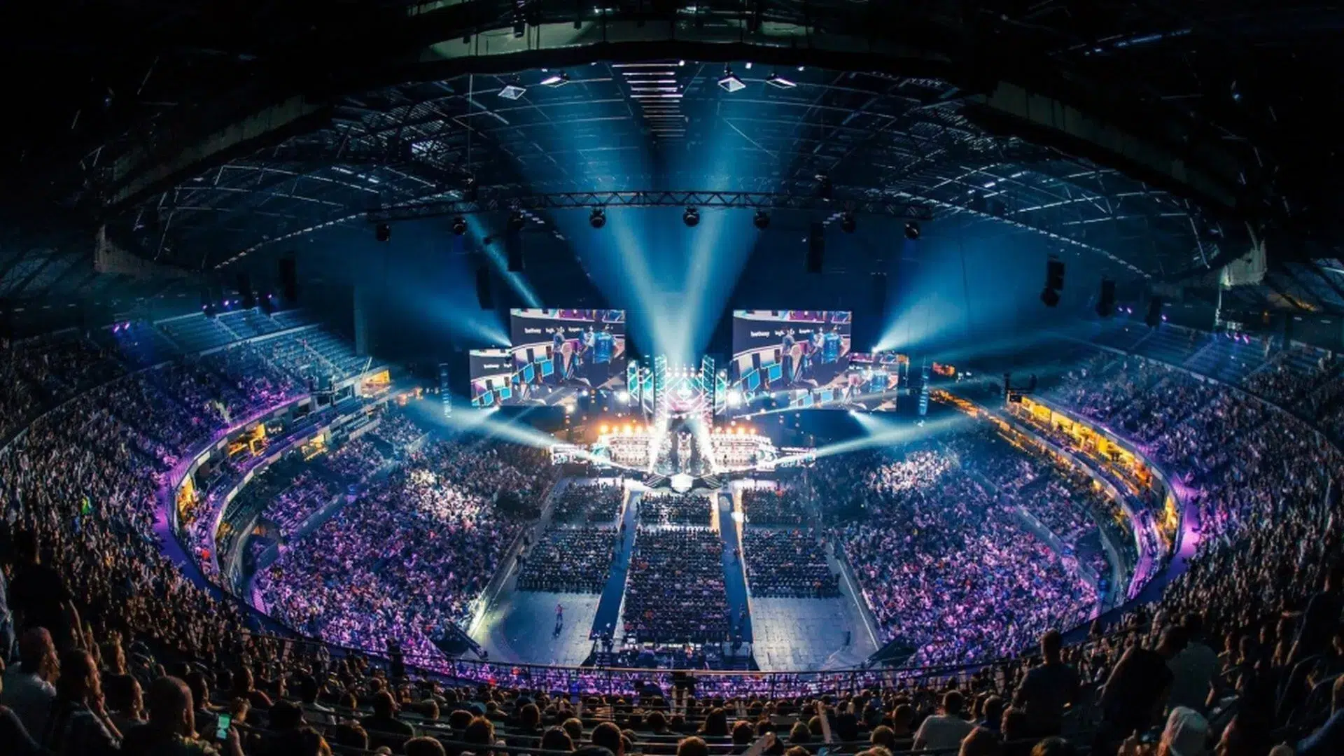 CS2 Esports: Where Strategy Meets Spectacle