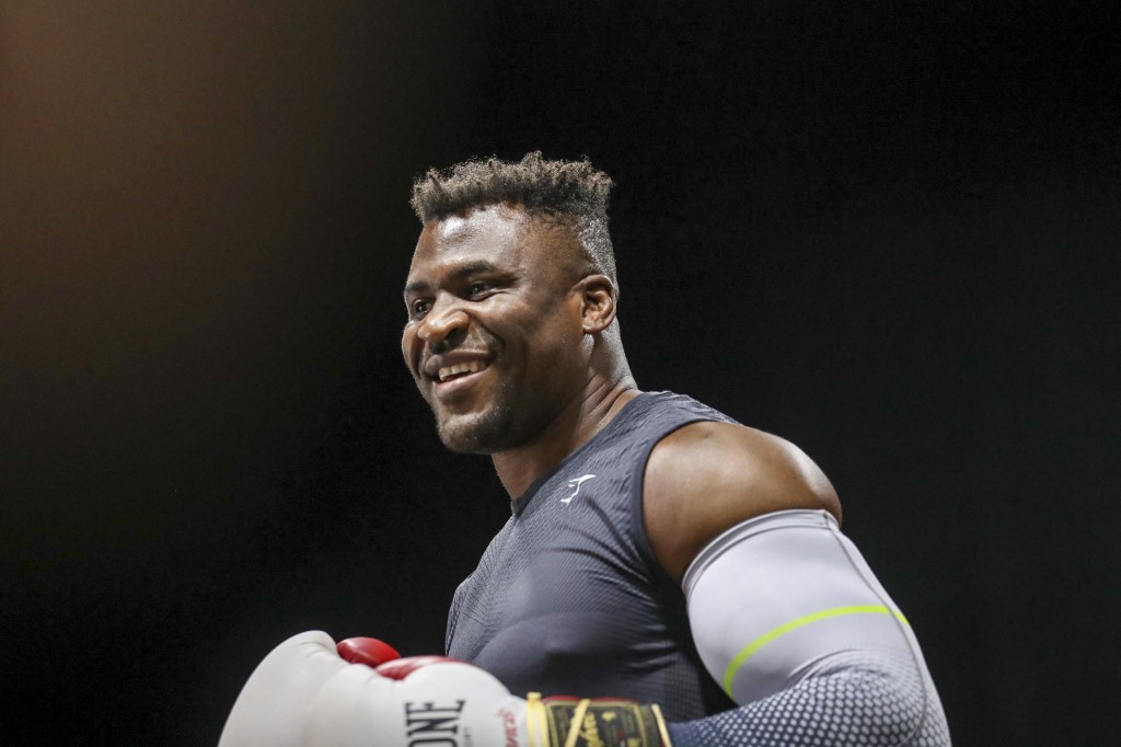 Tyson Fury vs Francis Ngannou Deep Dive: Main Event Analysis, Odds, and Betting Preview – Battle of the Baddest