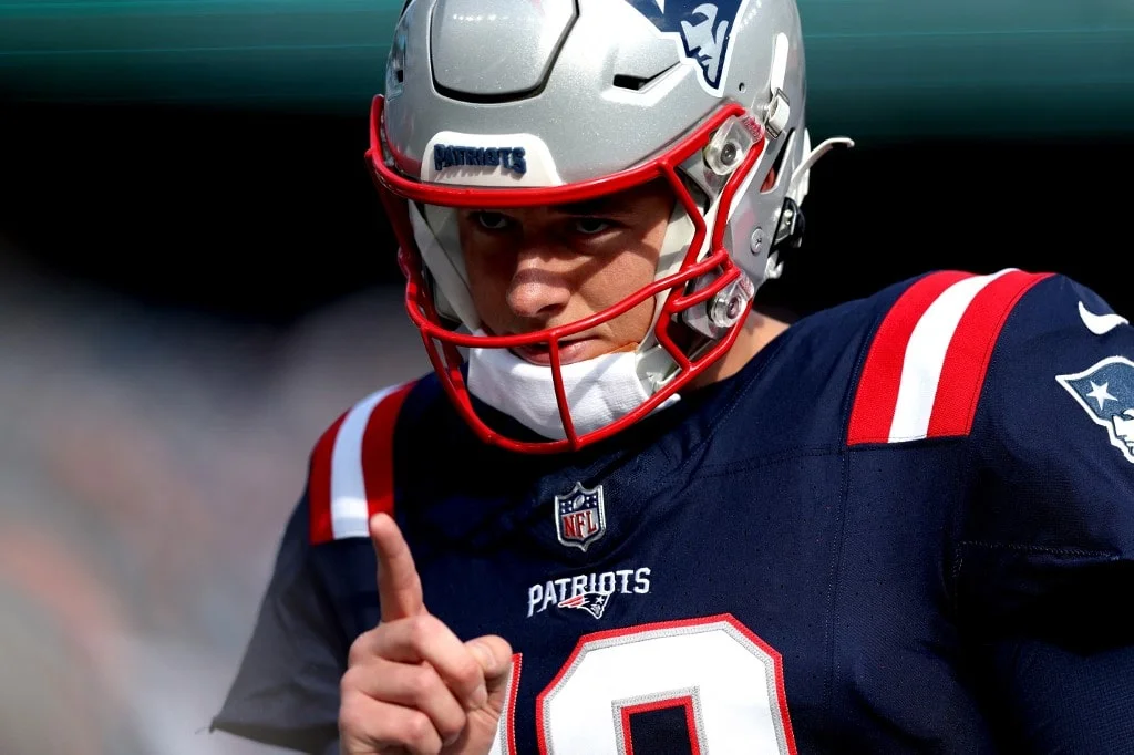 TNF Anytime Touchdown Scorer: Juicy Odds for Top Player Prop Pick in Patriots vs Steelers