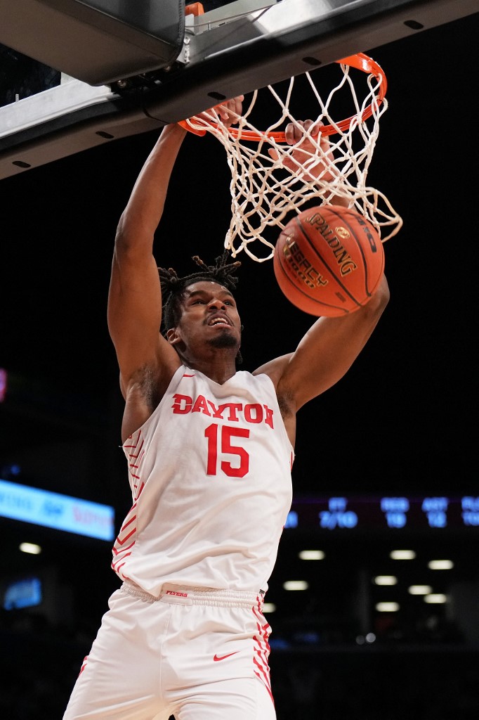 Dayton vs Loyola Chicago NCAAB Prediction: Under Looks Strong