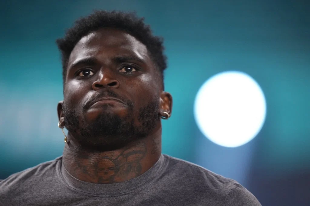 Tyreek Hill’s Personal Life Is a Sh*t Show