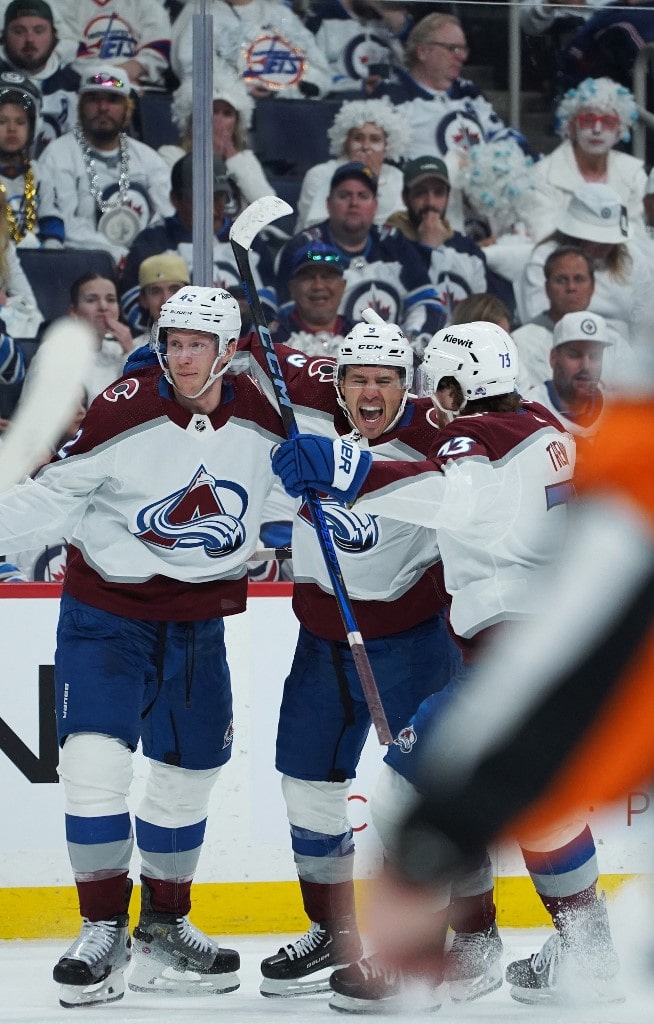 Avalanche of Goals to End When Jets Visit Colorado