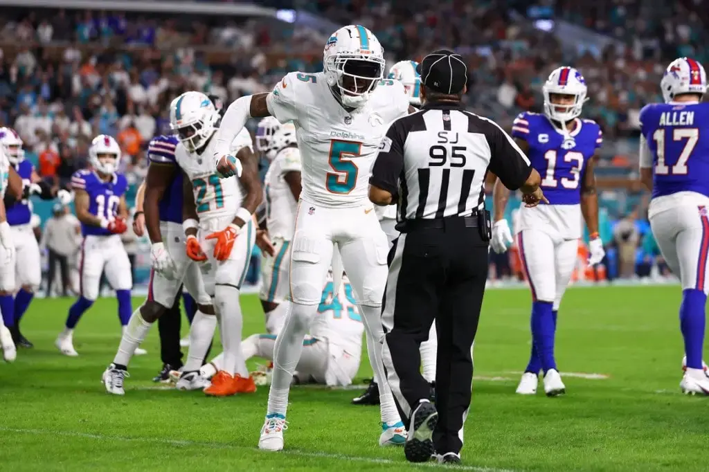 How Much Do NFL Refs Make? Understanding The Salaries Of Football's