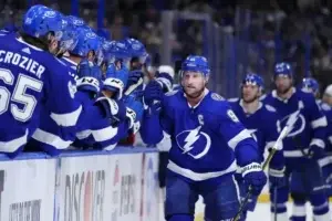 Free-Agency Frenzy: Predators, Bruins Boost NHL Futures Odds