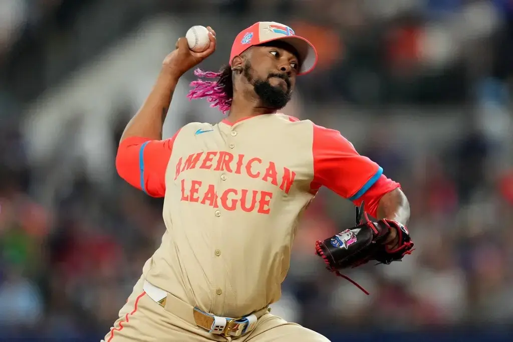 Odds to Win AL Central Can Twins or Royals Stop Guardians?