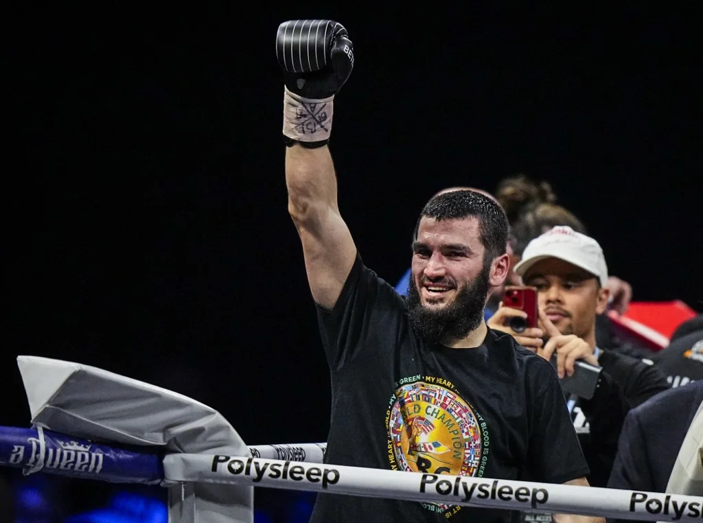 Undisputed Light Heavyweight King Artur Beterbiev: Was Dmitry Bivol Robbed?