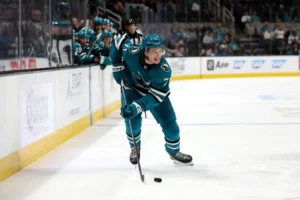NHL Picks for Thursday 10/10: Stamkos Top Prop Bet in Nashville Debut