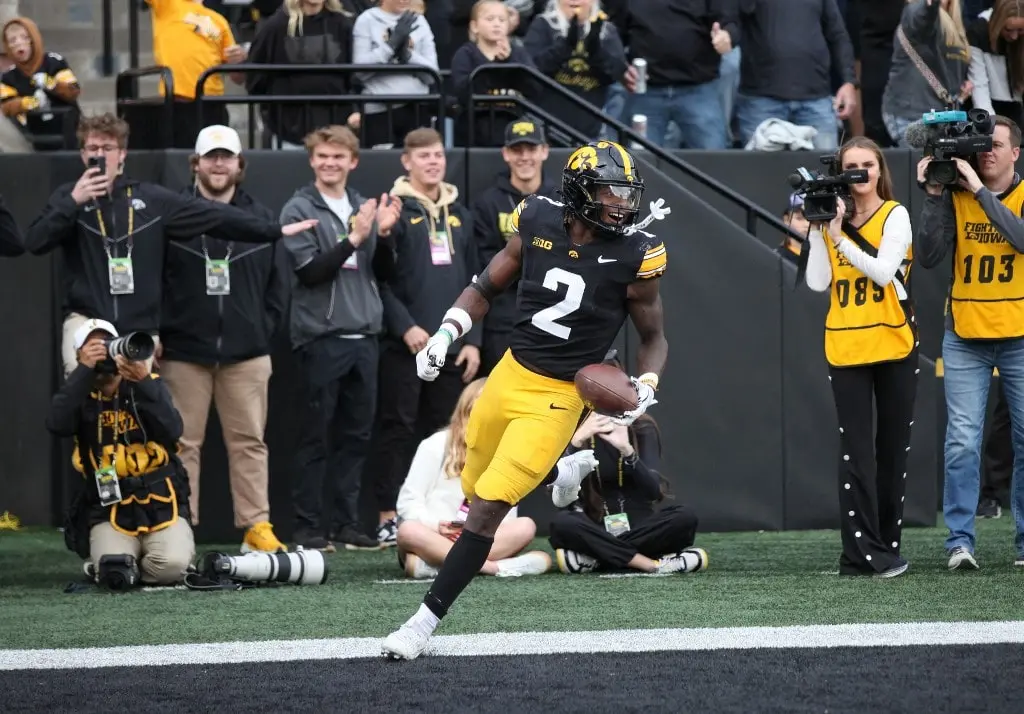 Nebraska vs Iowa Picks: Hawkeyes ATS Best Bet November 29