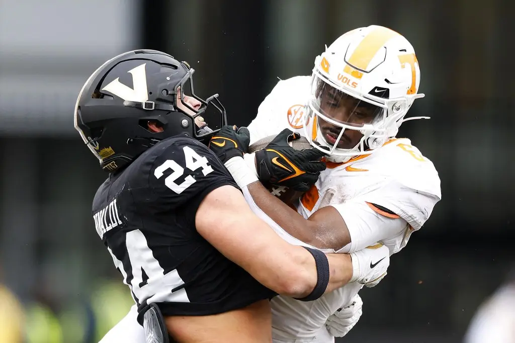 Tennessee vs Ohio State Picks Over/Under and Prop Bets Dec 21