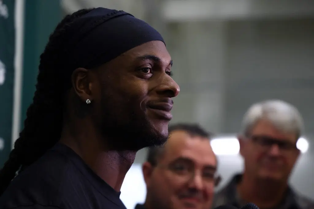 After Getting Released by Jets: What’s Next for Davante Adams?