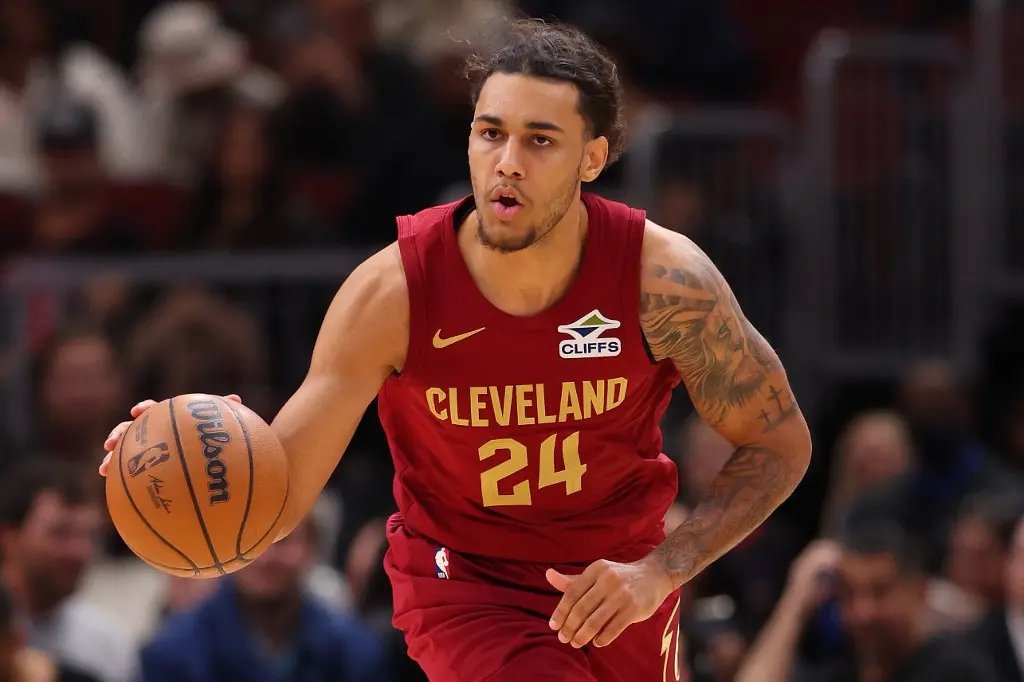 Cavs Veterans Pull Popcorn Prank on Rookie Jaylon Tyson