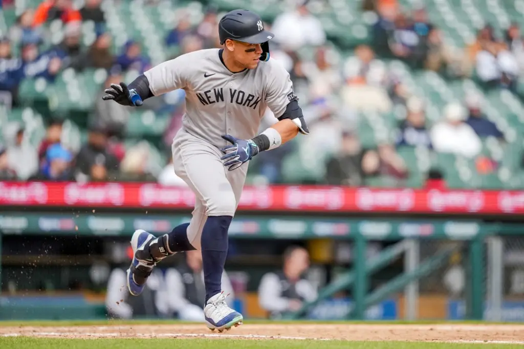 Average Baseball Player Height: What’s the Standard?