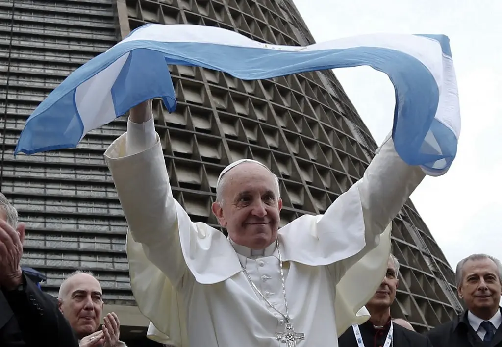 Pope Francis, Soccer’s Holiest Fan, Has Died